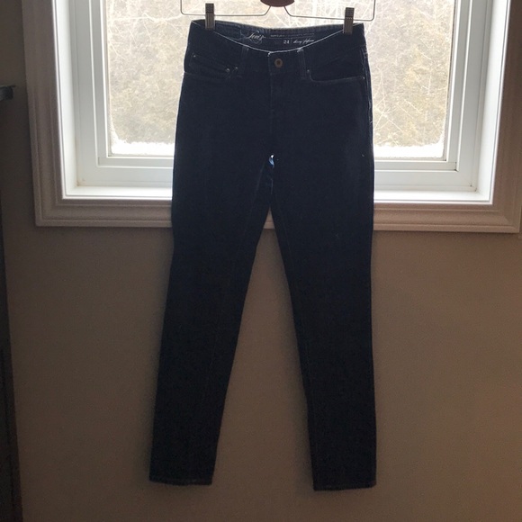 Levi’s Jeans! - Picture 2 of 5